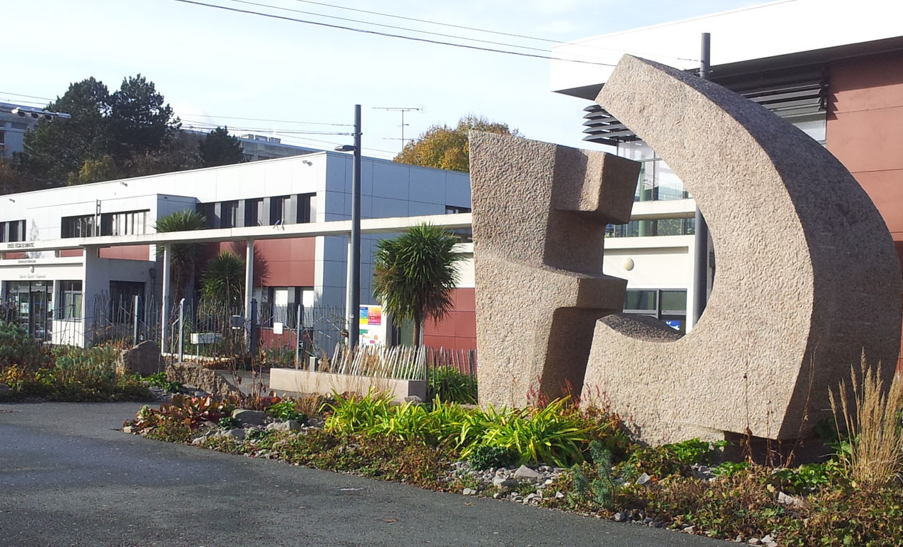 Free Website Template by FreeHTML5.co